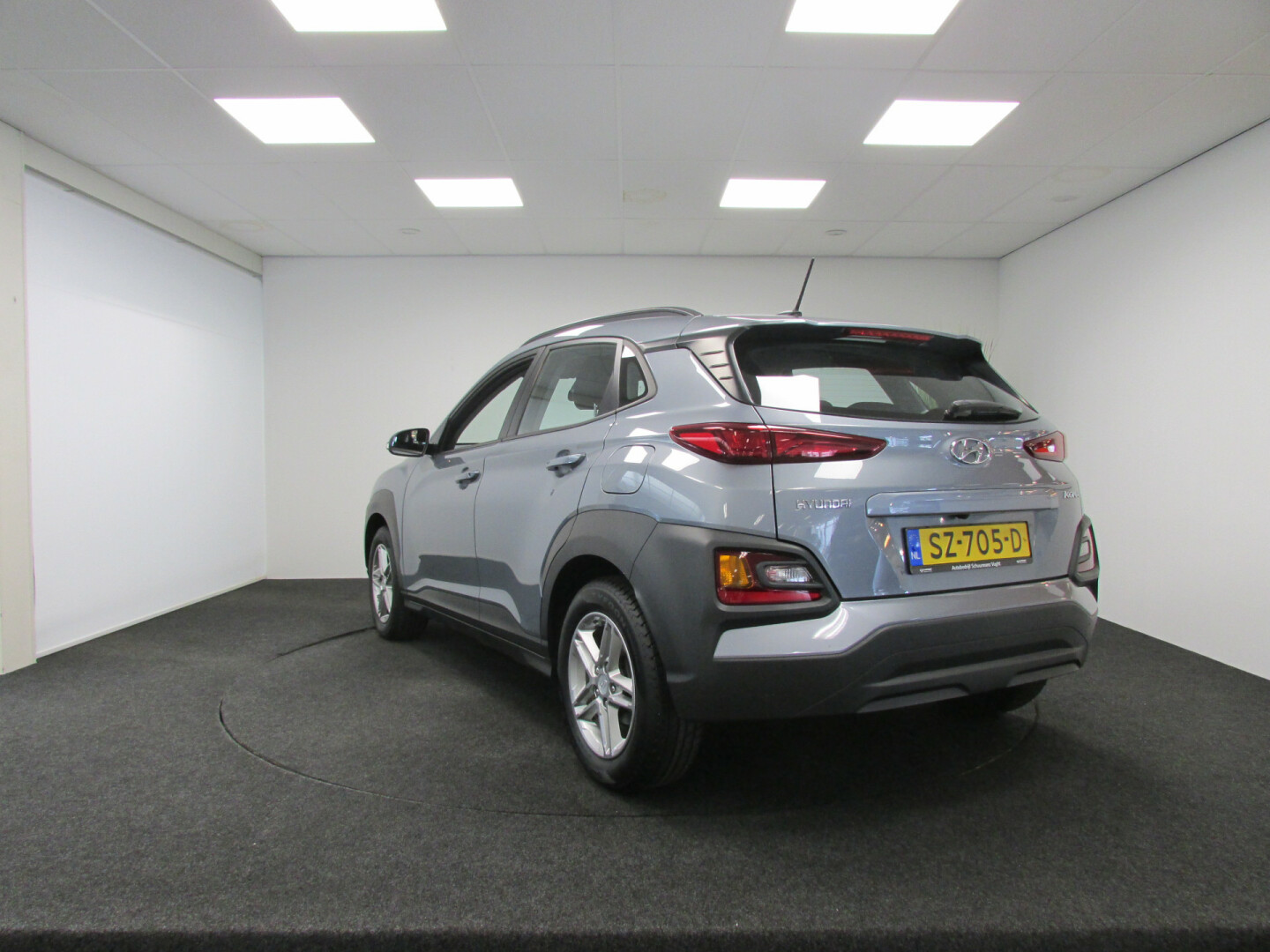 Hyundai-KONA-15