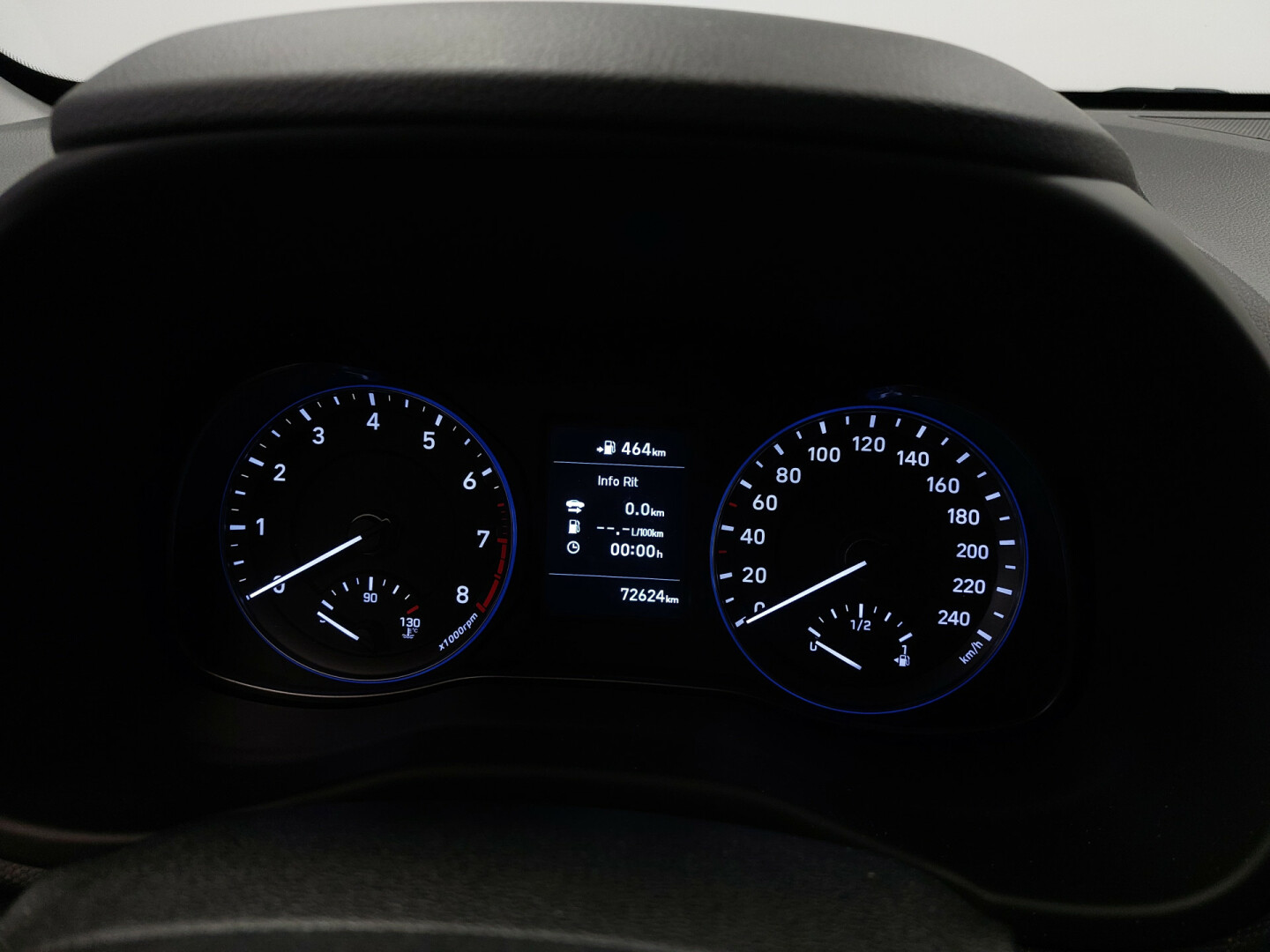 Hyundai-KONA-20