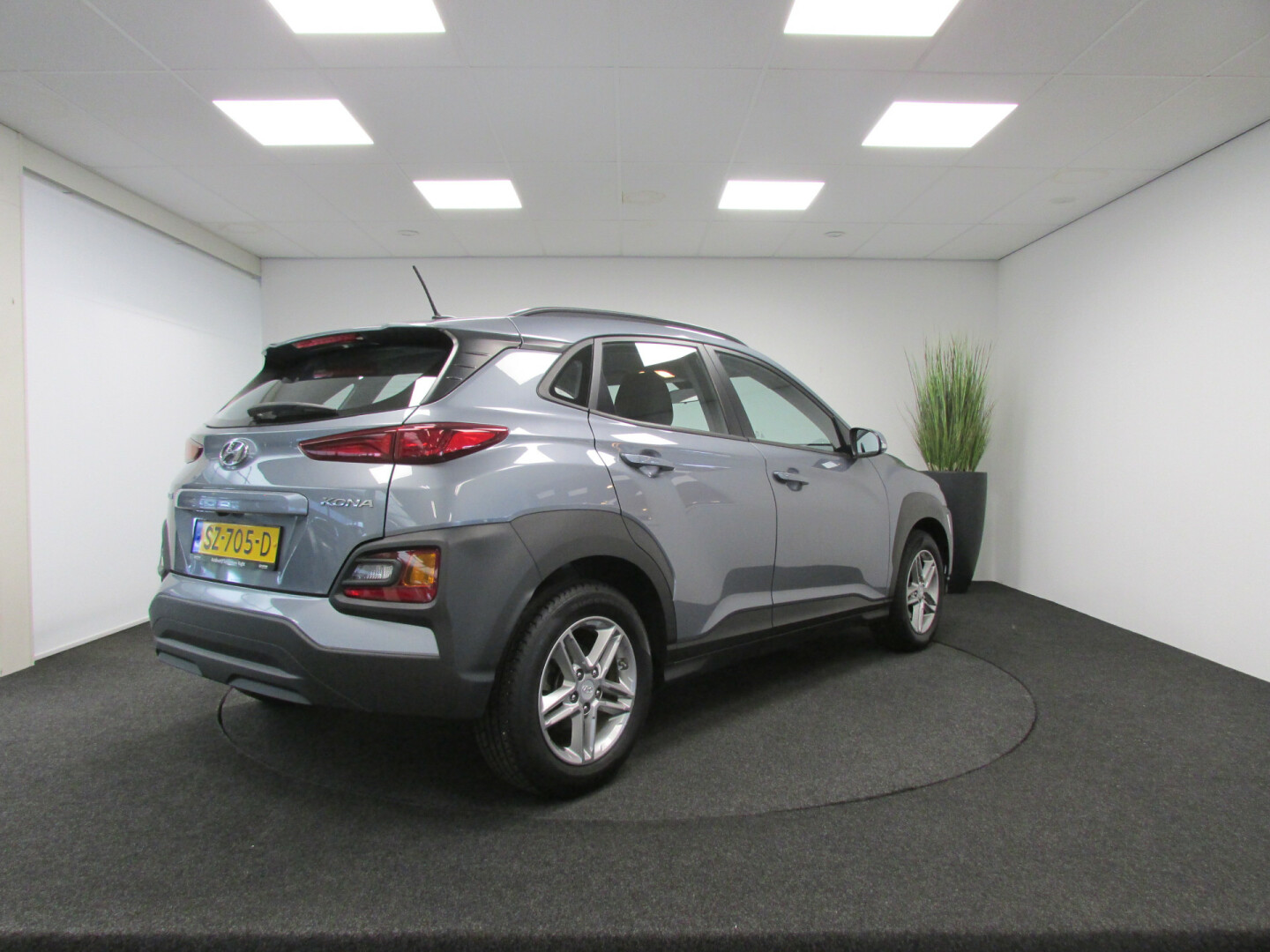 Hyundai-KONA-23